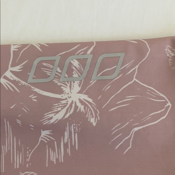 Lorna Jane Set - Picture 5 of 5